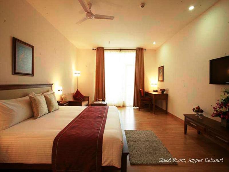 Jaypee Delcourt Hotel Greater Noida Bagian luar foto